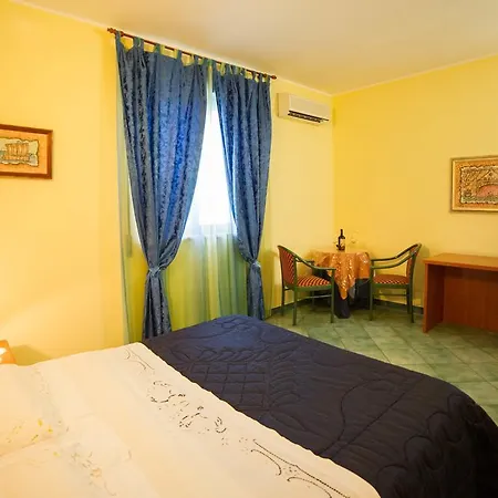 La Lanterna Herberg 3*