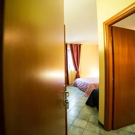 La Lanterna Inn 3*