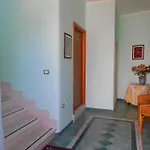 La Lanterna بيت ريفي مارتانو