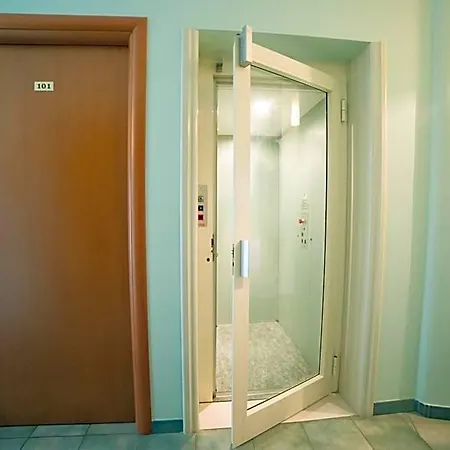 La Lanterna 3* Мартано