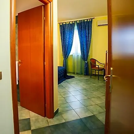 La Lanterna 3*