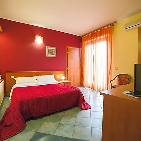 La Lanterna 3*