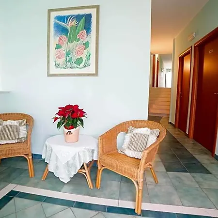 La Lanterna 3*