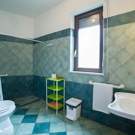 La Lanterna אורחן