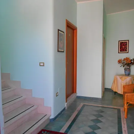 La Lanterna אורחן מרטאנו